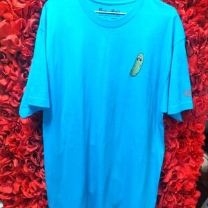 Rick & Morty NWOT Turquoise T-Shirt Size Large with Pickle Detail